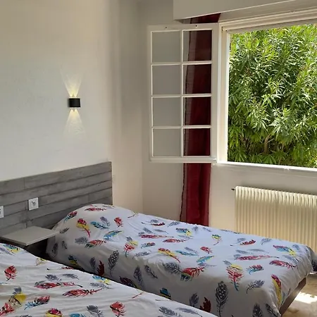 Entiere Au Calme Dans Village Provencal Villa *